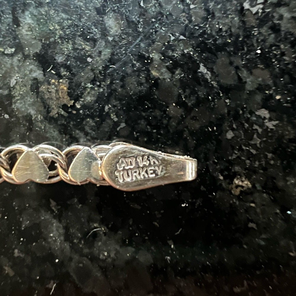 14k white gold heart link bracelet- Turkey 6.5” long - Picture 2 of 4